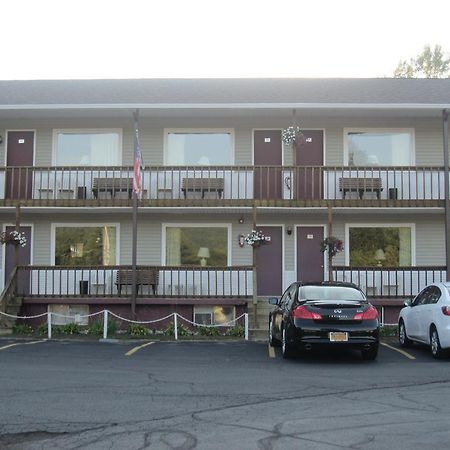 Legacy Inn & Suites Of Lake George Bagian luar foto