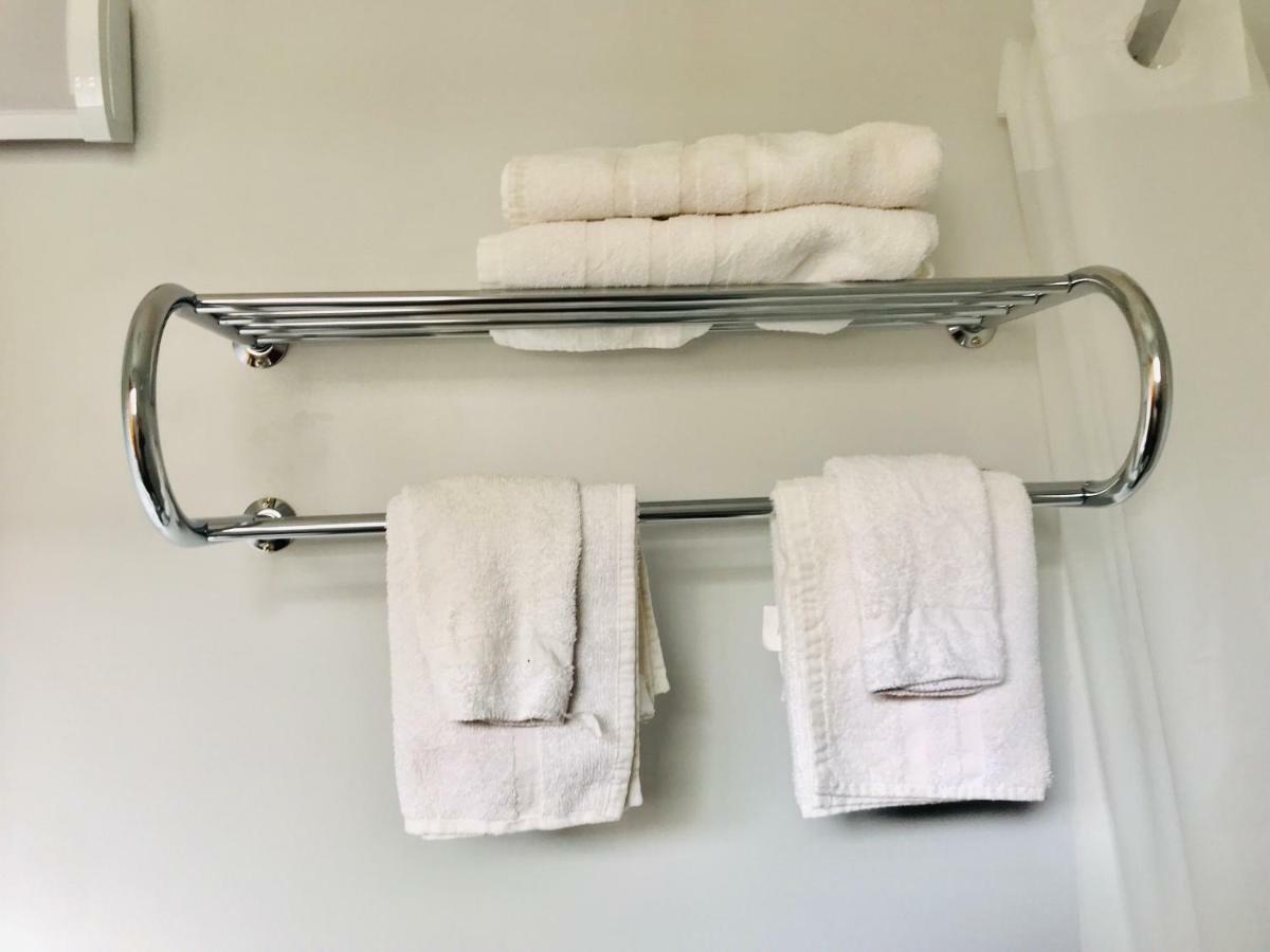 Legacy Inn & Suites Of Lake George Bagian luar foto